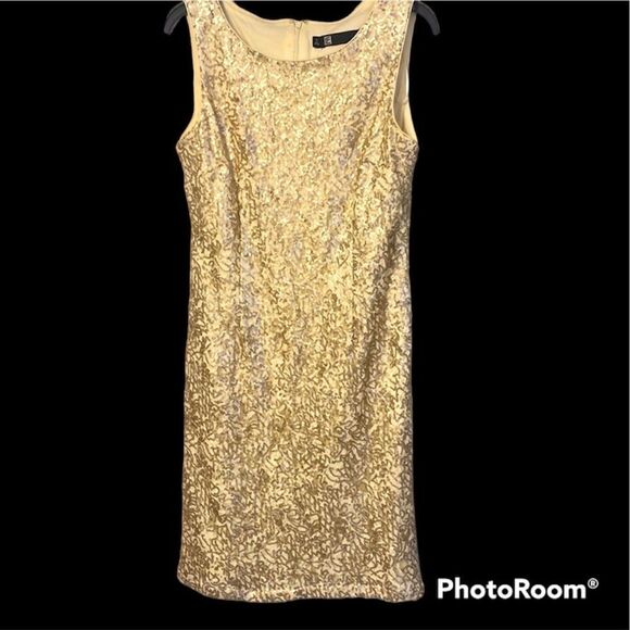 LF Dresses & Skirts - LF Sequin Cocktail Dress Size 6